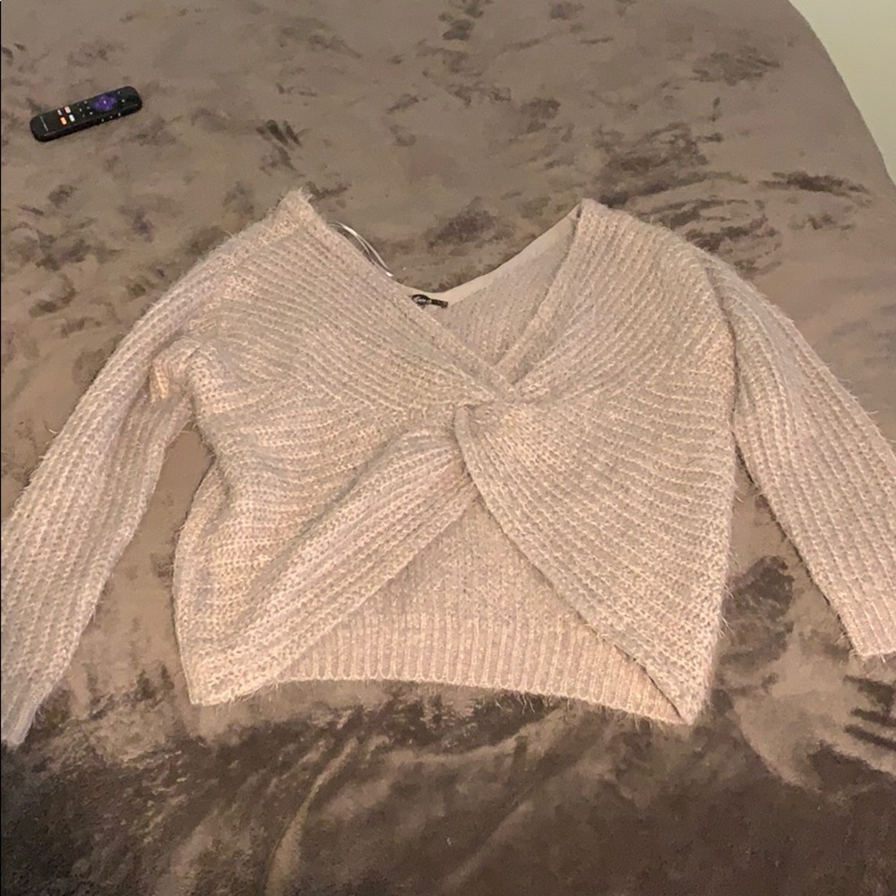 Mendocino twist front sweater